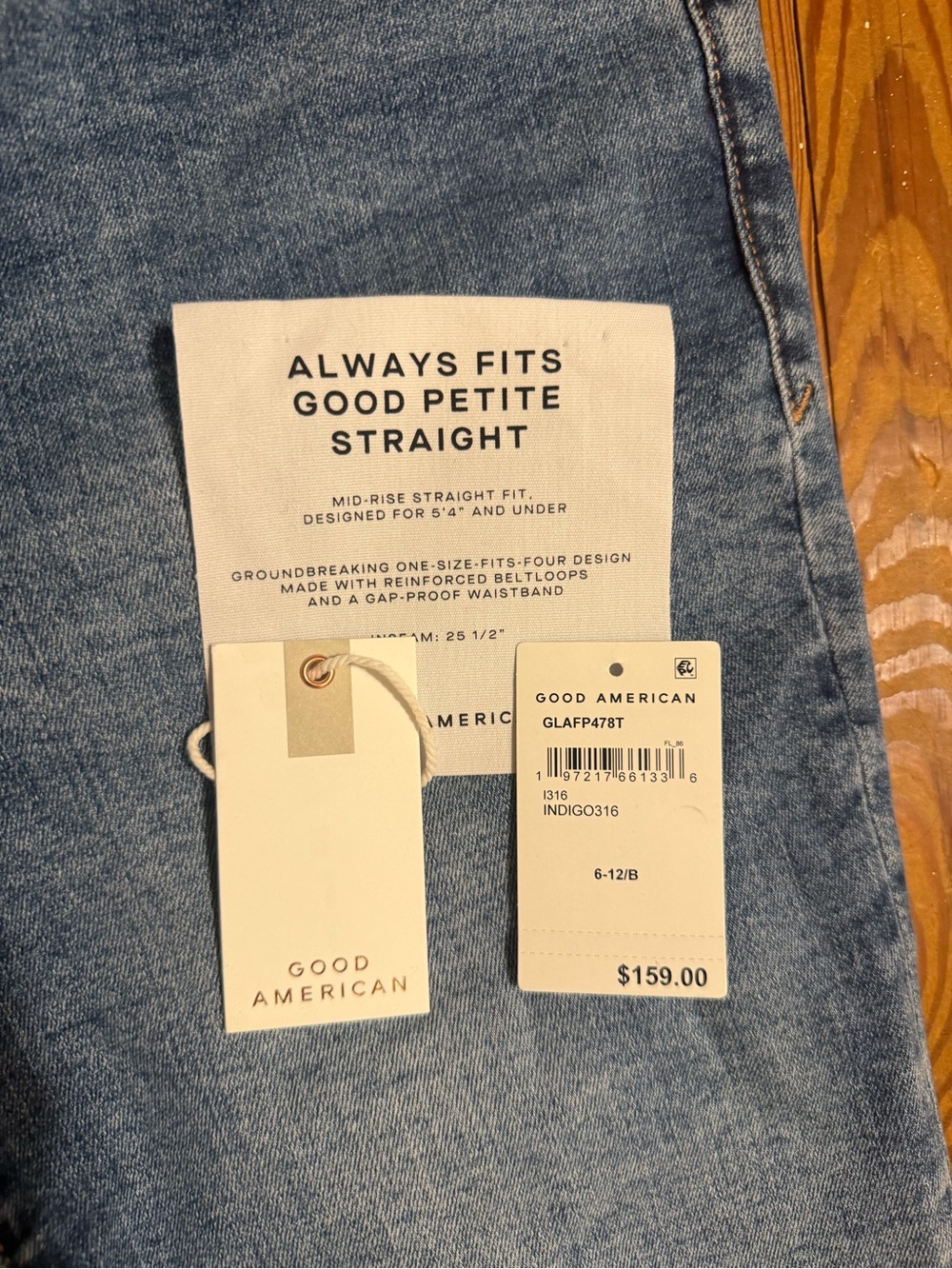 NWT Good American. Always Fits 6-12 Petite Women’s Blue Straight-Leg Jeans - Picture 3 of 8